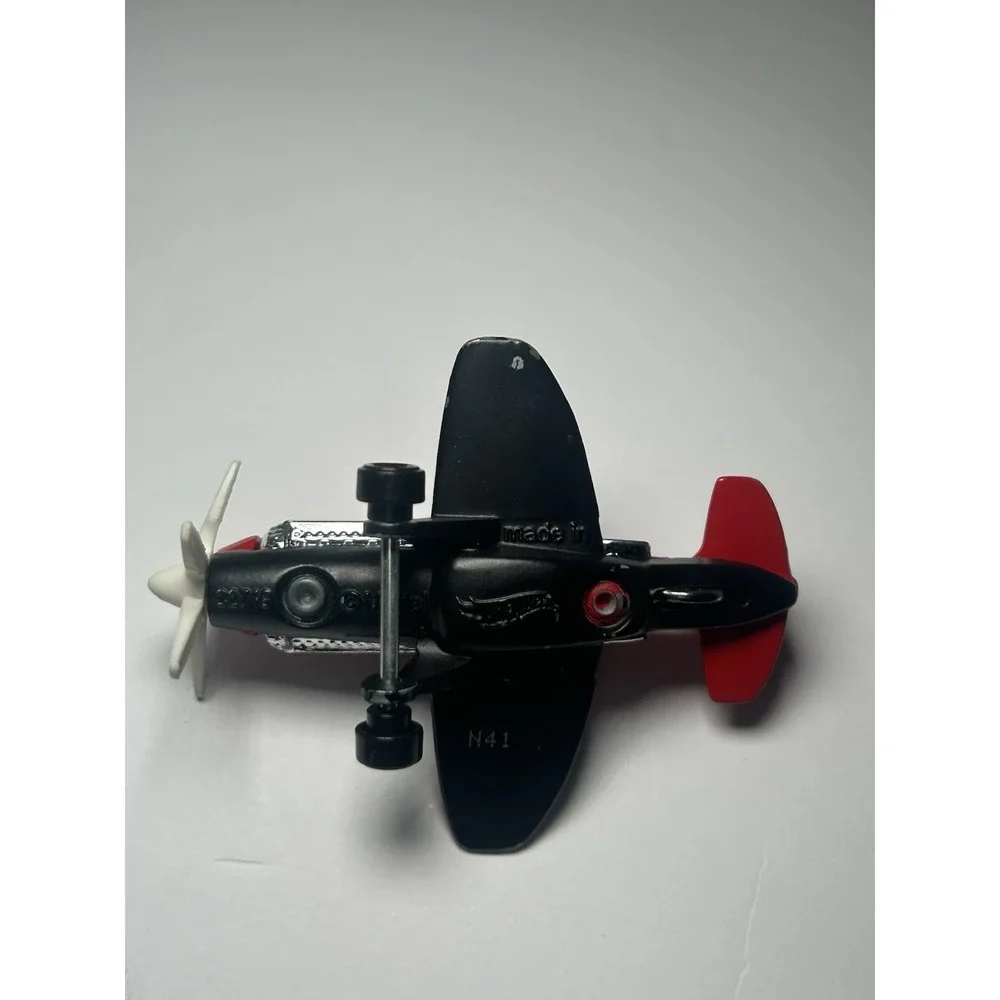Hot Wheels C2719 Fire Patrol 68 Propeller Plane Die Cast Airplane Diecast 2003